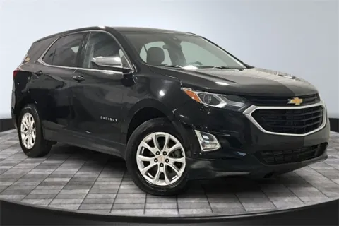 Black 2020 Chevrolet Equinox LT for sale in Fort Wayne, IN