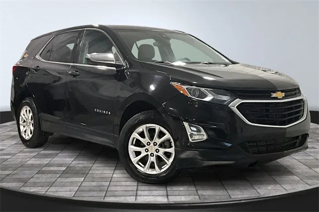 Black 2020 Chevrolet Equinox LT for sale in Fort Wayne, IN