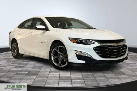 White 2022 Chevrolet Malibu LT for sale in Fort Wayne, IN