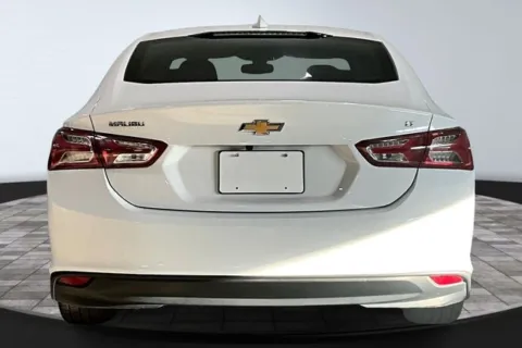 More photos of 2022 Chevrolet Malibu LT at True North Auto Sales, IN