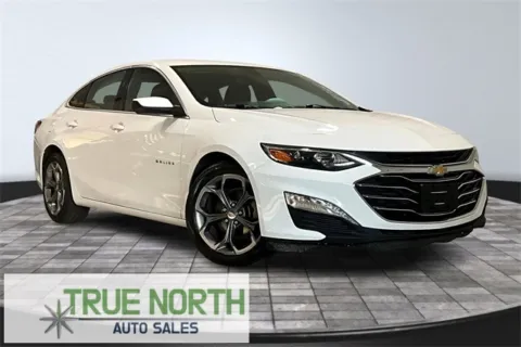 White 2022 Chevrolet Malibu LT for sale in Fort Wayne, IN