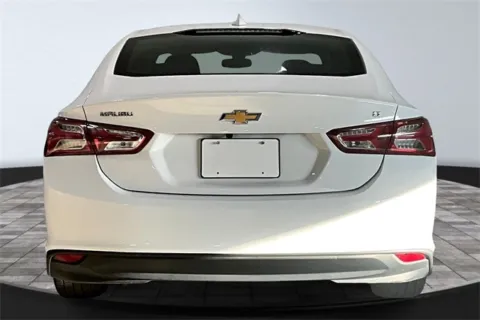 More photos of 2022 Chevrolet Malibu LT at True North Auto Sales, IN