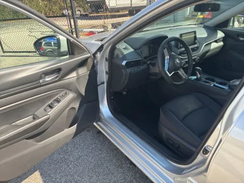 More photos of 2019 Nissan Altima 2.5 S at True North Auto Sales, IN