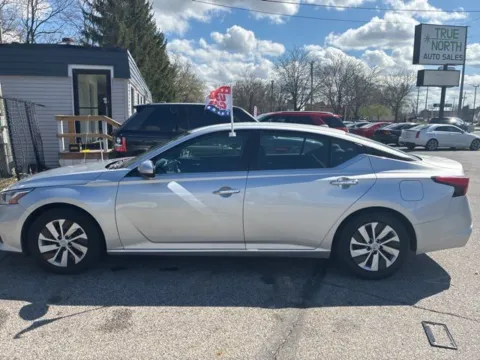 Photos of 2019 Nissan Altima 2.5 S for sale in Fort Wayne, IN at True North Auto Sales