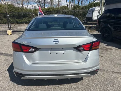 More photos of 2019 Nissan Altima 2.5 S at True North Auto Sales, IN