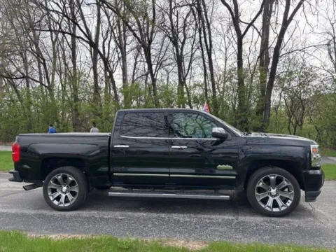More photos of 2018 Chevrolet Silverado 1500 High Country at True North Auto Sales, IN