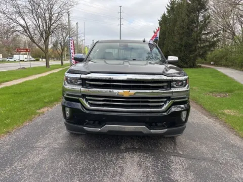 Another view of 2018 Chevrolet Silverado 1500 High Country for sale in Fort Wayne, IN at True North Auto Sales