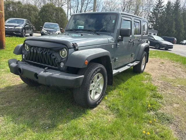 Gray 2014 Jeep Wrangler Unlimited Sport for sale in Fort Wayne, IN