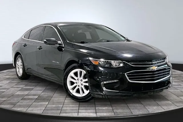 2017 Chevrolet Malibu 1LT's photo