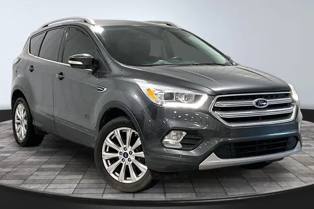 Gray 2018 Ford Escape Titanium for sale in Fort Wayne, IN