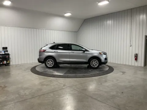 More photos of 2023 Ford Edge SEL at True North Auto Sales, IN