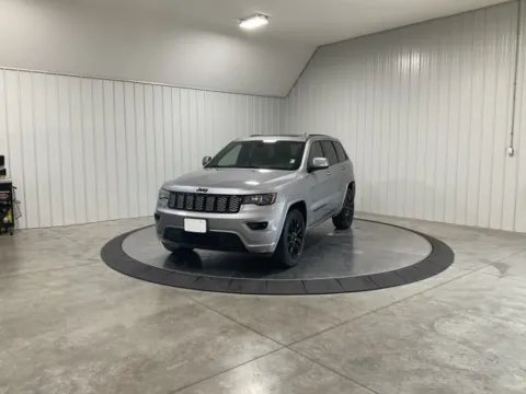 More photos of 2018 Jeep Grand Cherokee Altitude at True North Auto Sales, IN