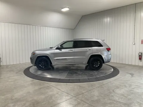 More photos of 2018 Jeep Grand Cherokee Altitude at True North Auto Sales, IN