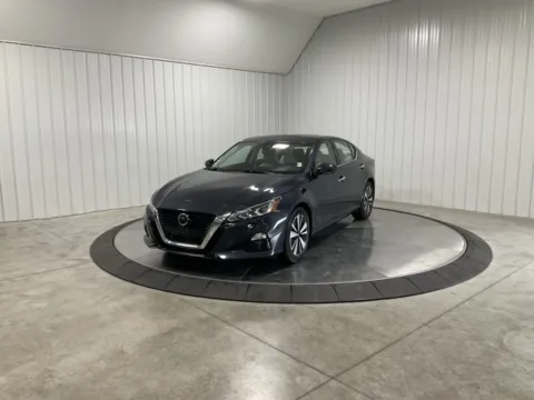 More photos of 2019 Nissan Altima 2.5 SV at True North Auto Sales, IN