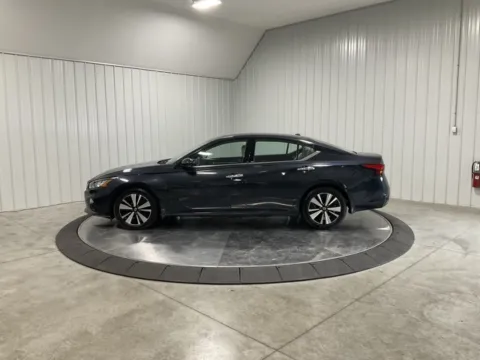 More photos of 2019 Nissan Altima 2.5 SV at True North Auto Sales, IN