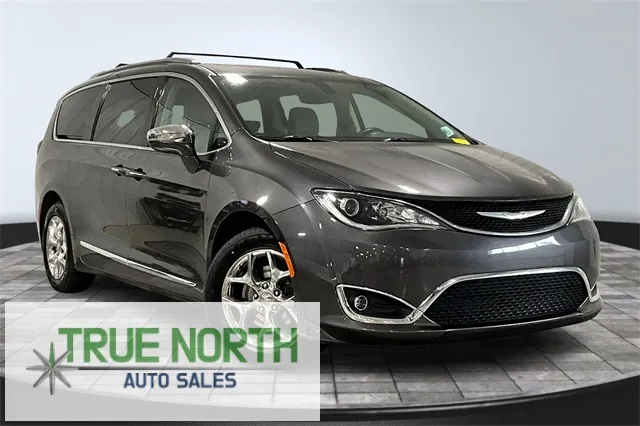 Gray 2018 Chrysler Pacifica Limited for sale in Fort Wayne, IN