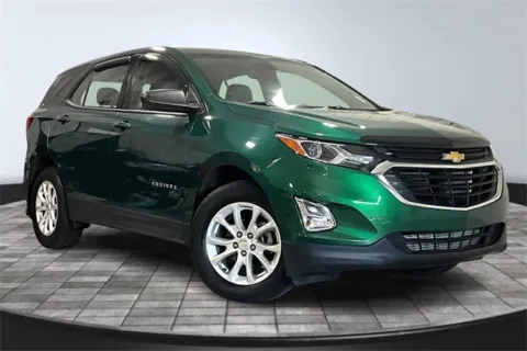 Green 2018 Chevrolet Equinox LS for sale in Fort Wayne, IN