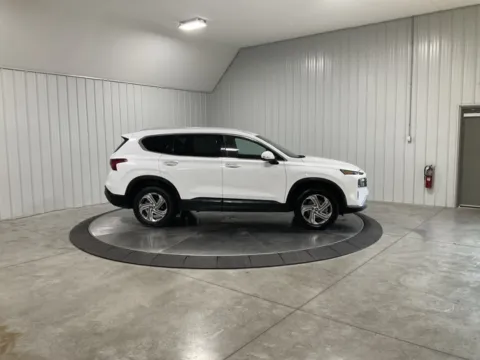 More photos of 2023 Hyundai Santa Fe SEL at True North Auto Sales, IN