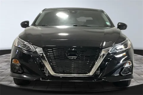 Photos of 2021 Nissan Altima 2.5 SV for sale in Fort Wayne, IN at True North Auto Sales