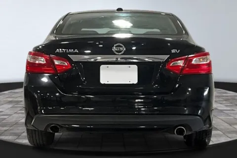 More photos of 2016 Nissan Altima 2.5 SV at True North Auto Sales, IN