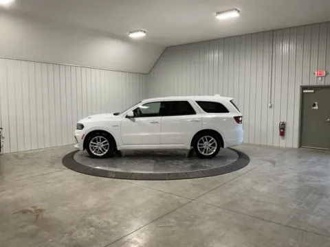 More photos of 2022 Dodge Durango R/T at True North Auto Sales, IN