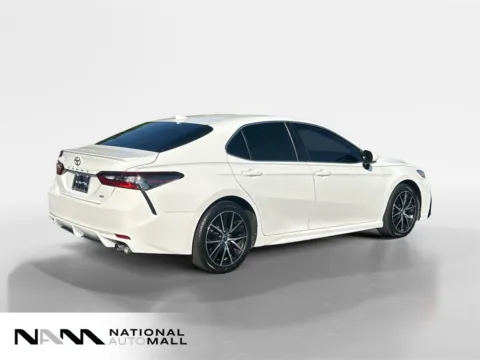 More photos of 2022 Toyota Camry at National Auto Mall, FL