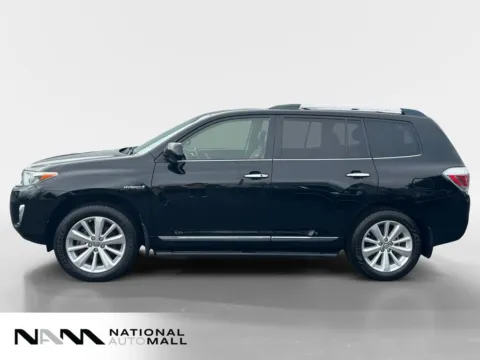 Photos of 2013 Toyota Highlander Hybrid Limited for sale in Merritt Island, FL at National Auto Mall