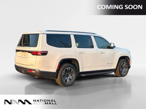 More photos of 2022 Jeep Wagoneer Series III at National Auto Mall, FL
