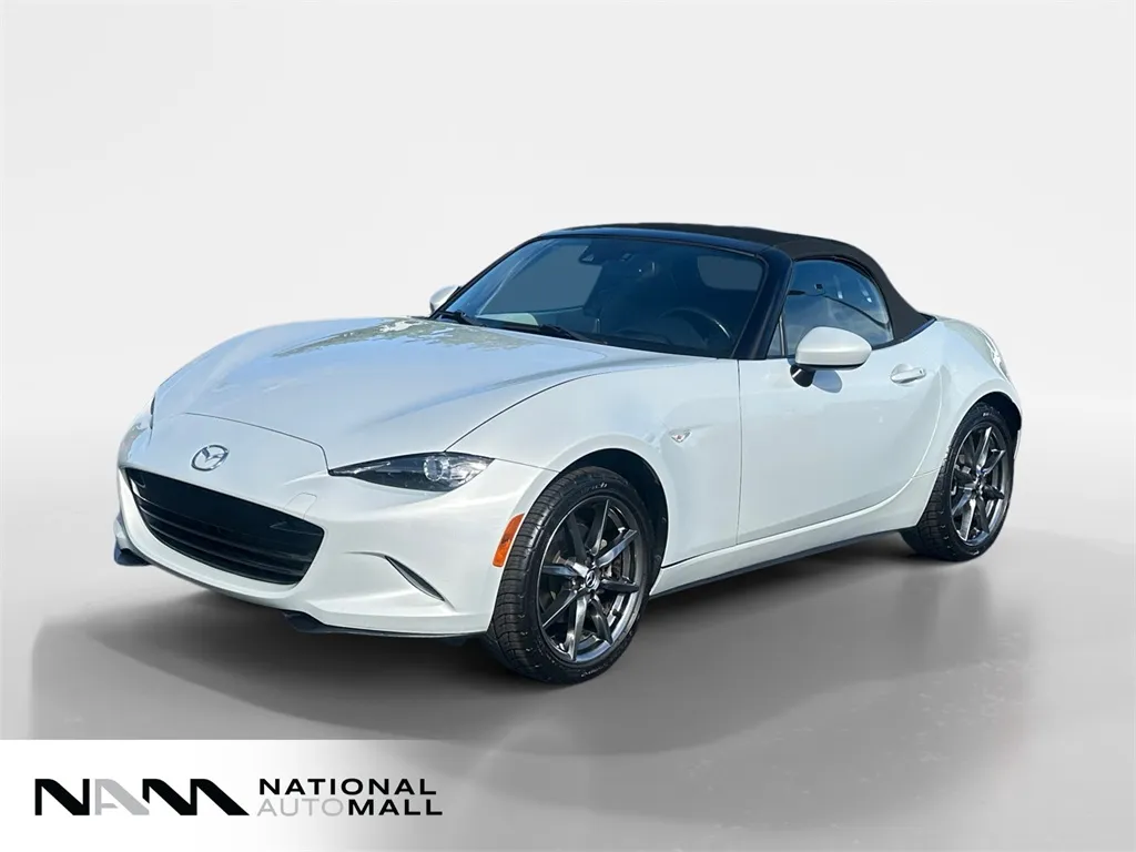 2016 Mazda MX-5 Miata Grand Touring's photo