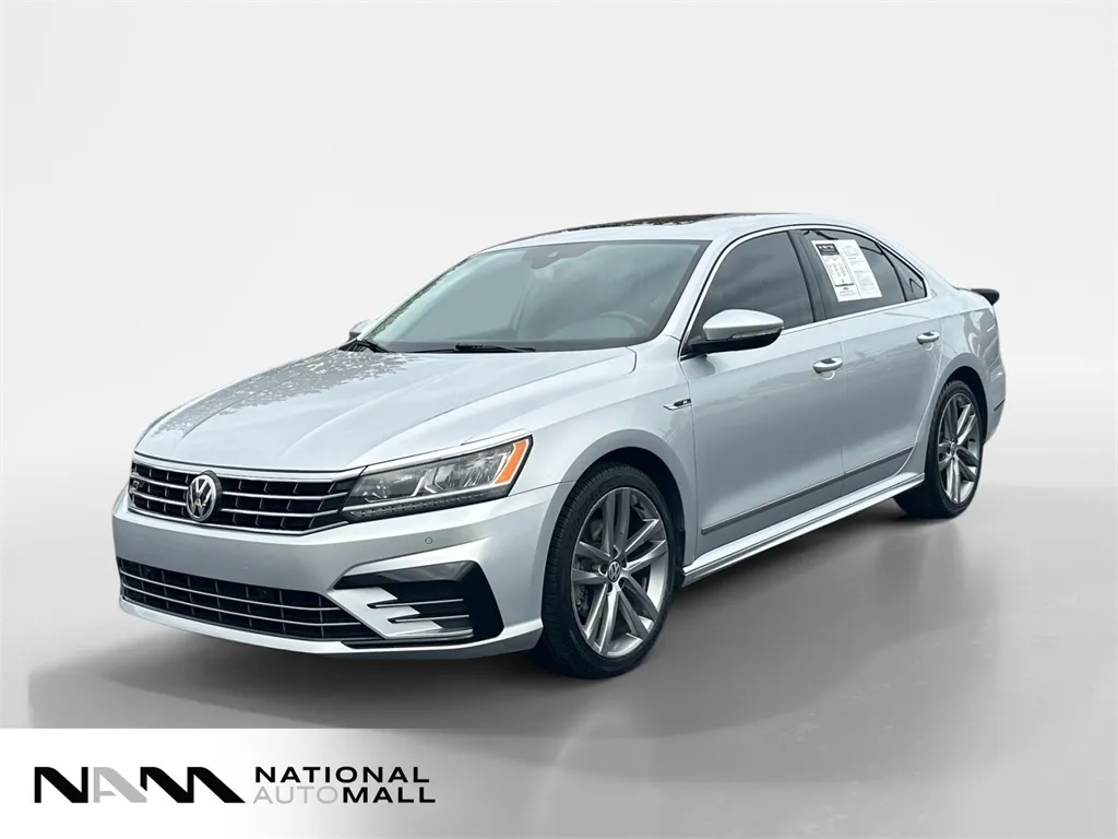 2019 Volkswagen Passat SE R-Line