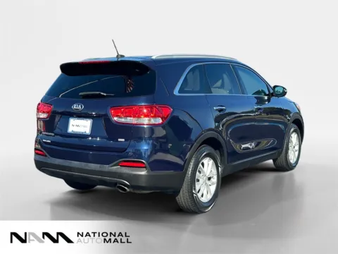More photos of 2016 Kia Sorento LX at National Auto Mall, FL