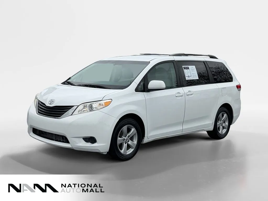 2013 Toyota Sienna LE