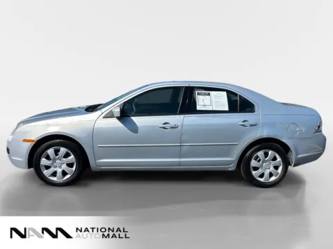 Photos of 2006 Ford Fusion SE for sale in Merritt Island, FL at National Auto Mall