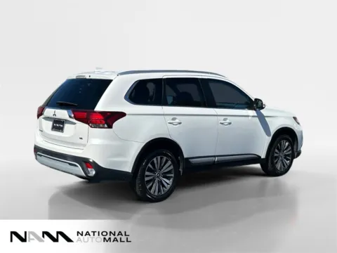 More photos of 2020 Mitsubishi Outlander at National Auto Mall, FL