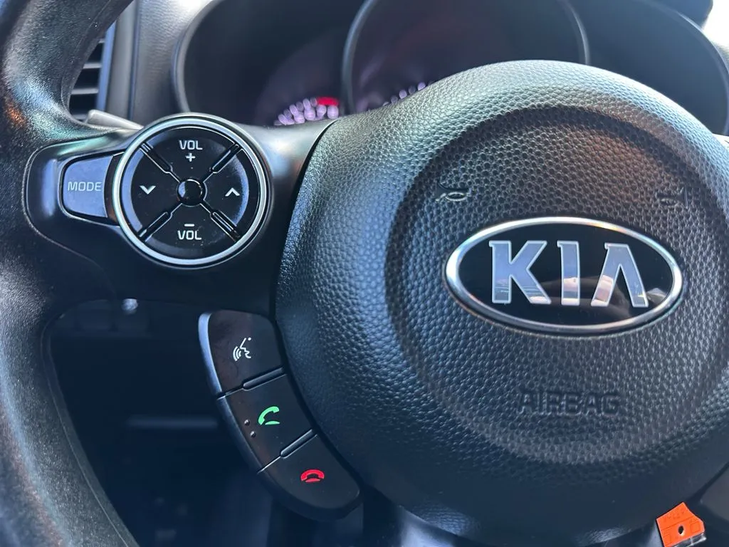 2016 Kia Soul Base - Photo 22