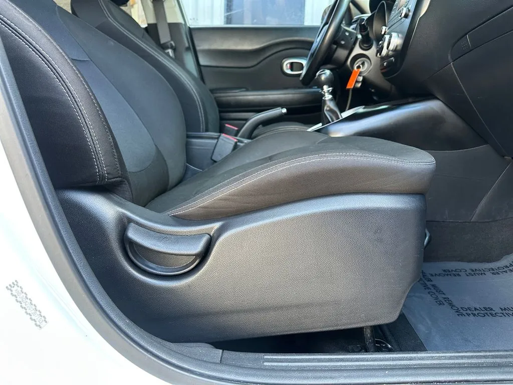 2016 Kia Soul Base - Photo 37