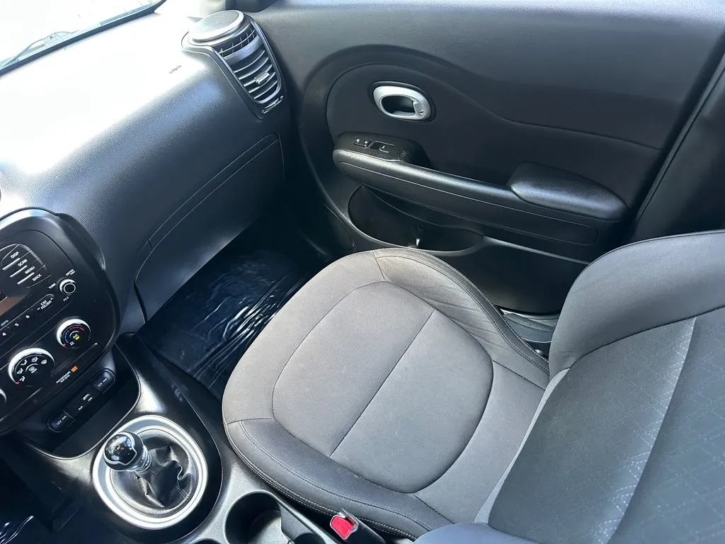 2016 Kia Soul Base - Photo 25
