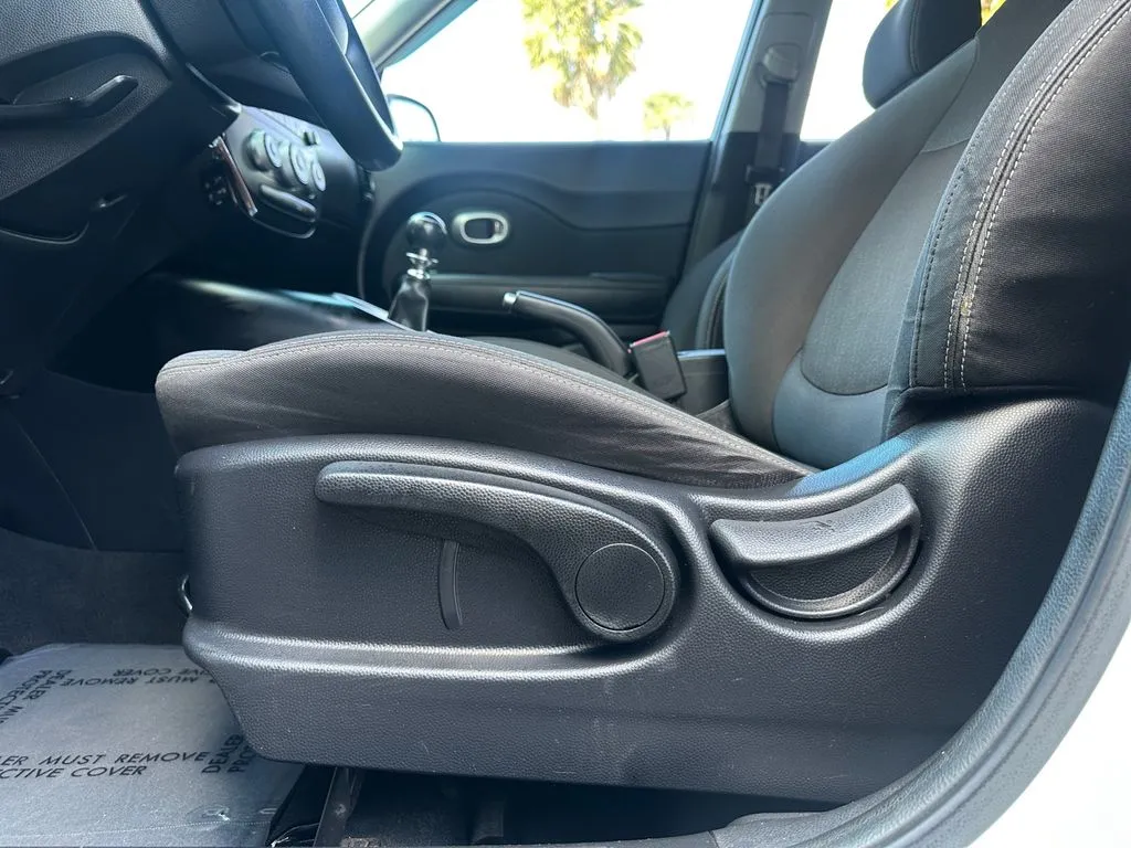 2016 Kia Soul Base - Photo 36