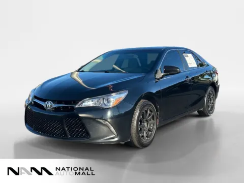 Black 2016 Toyota Camry XLE for sale in Merritt Island, FL