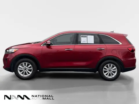 Photos of 2019 Kia Sorento LX for sale in Merritt Island, FL at National Auto Mall