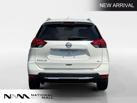 More photos of 2017 Nissan Rogue SL at National Auto Mall, FL