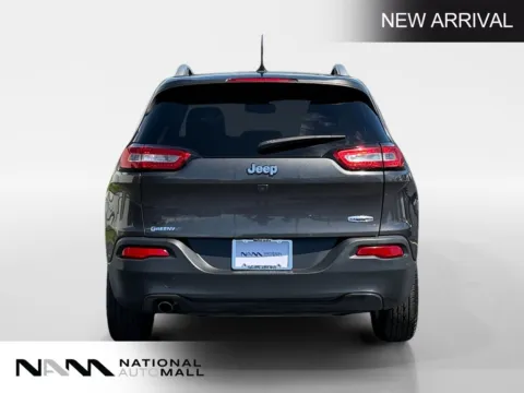 More photos of 2017 Jeep Cherokee Latitude at National Auto Mall, FL