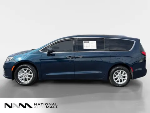 Photos of 2021 Chrysler Pacifica Touring L for sale in Merritt Island, FL at National Auto Mall