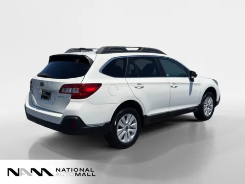 More photos of 2019 Subaru Outback 2.5i Premium at National Auto Mall, FL