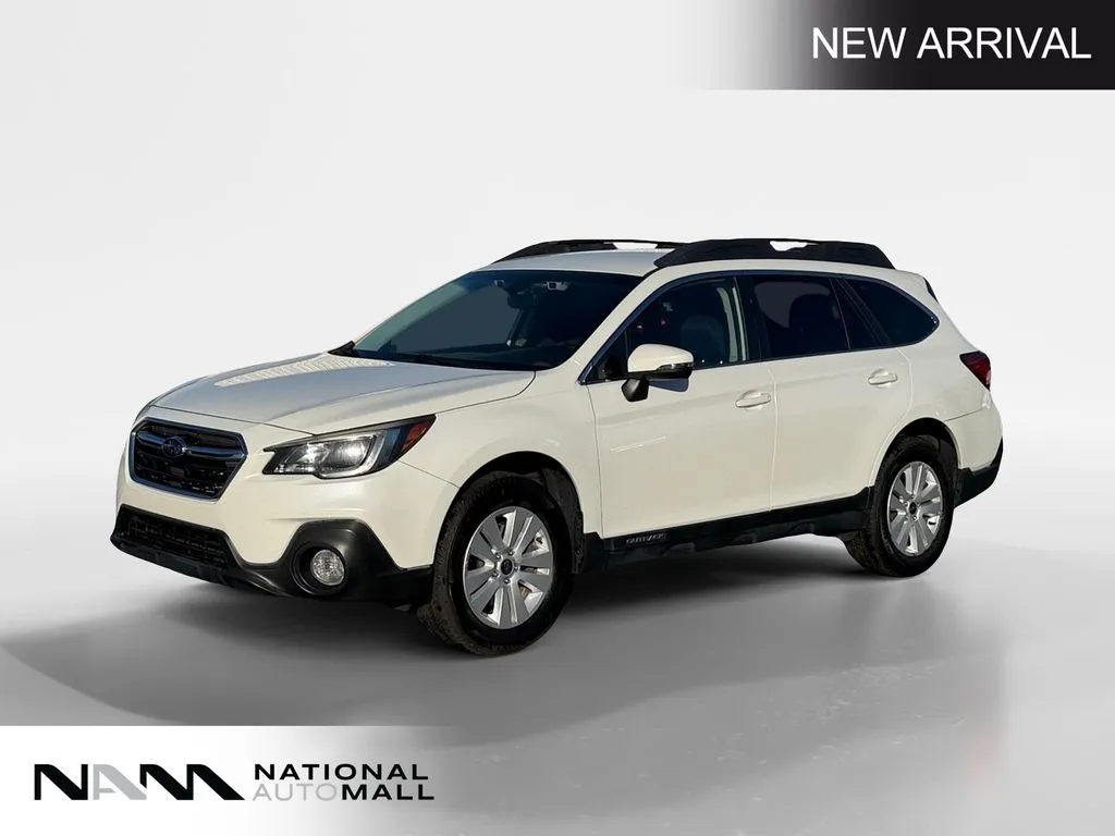 White 2019 Subaru Outback 2.5i Premium for sale in Merritt Island, FL
