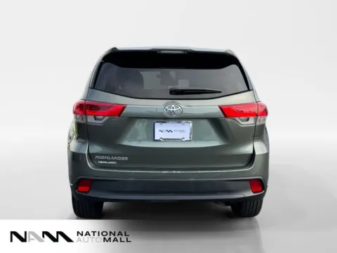 More photos of 2019 Toyota Highlander LE at National Auto Mall, FL