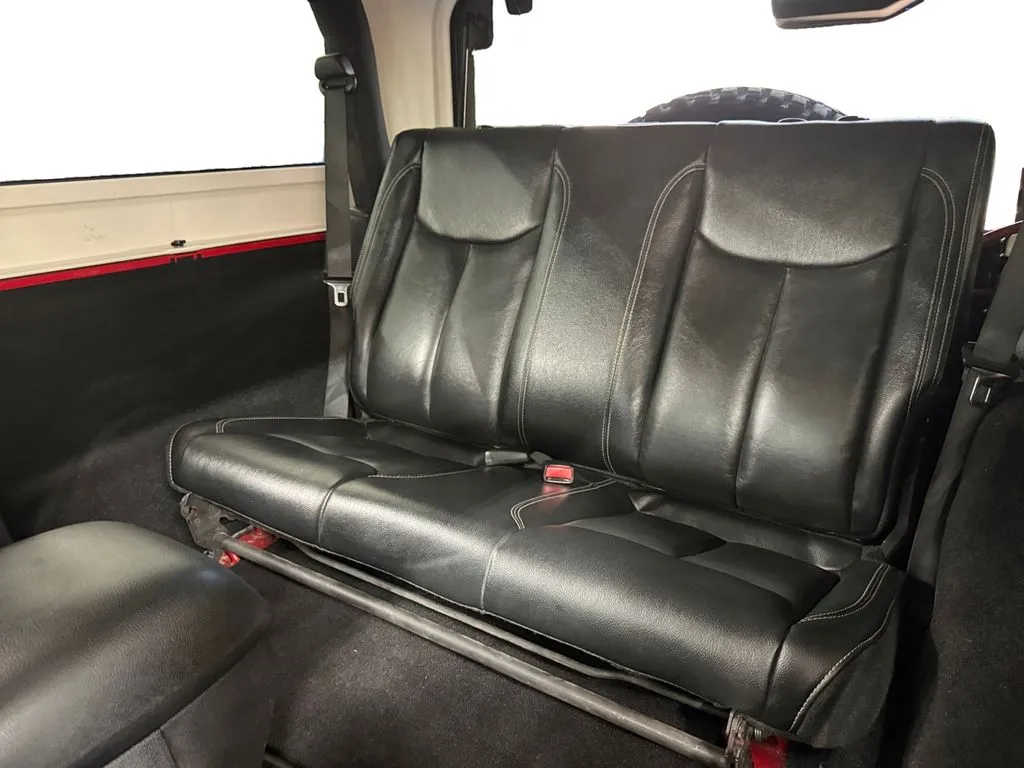 2016 Jeep Wrangler Rubicon - Photo 16