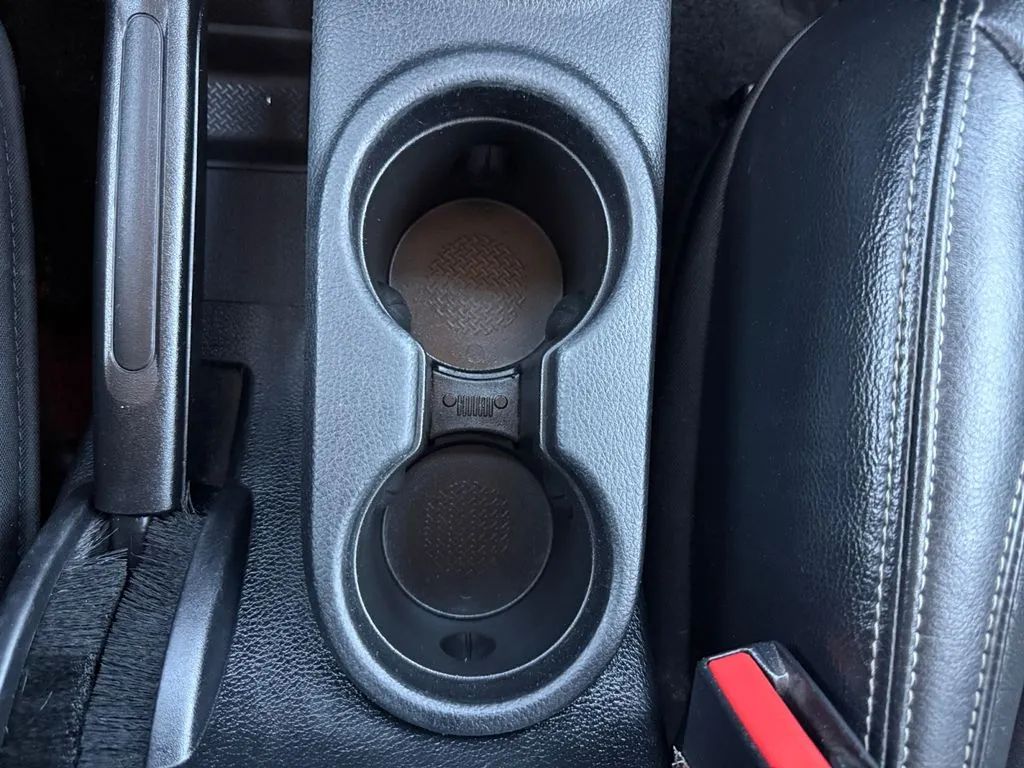 2016 Jeep Wrangler Rubicon - Photo 30