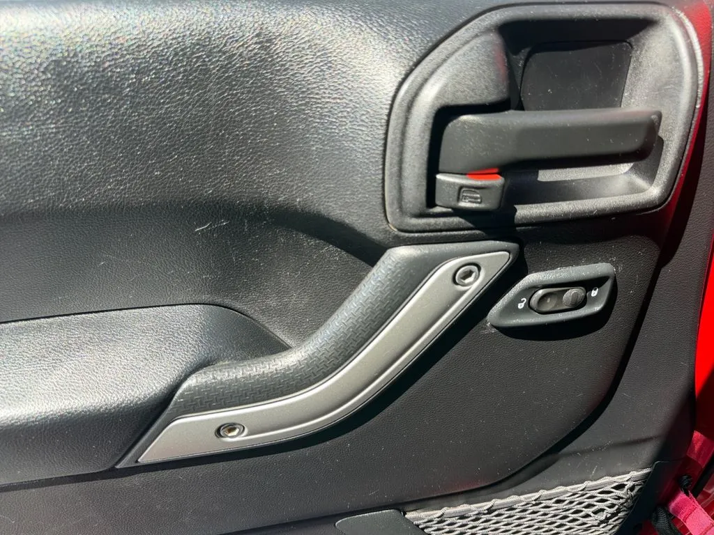 2016 Jeep Wrangler Rubicon - Photo 11