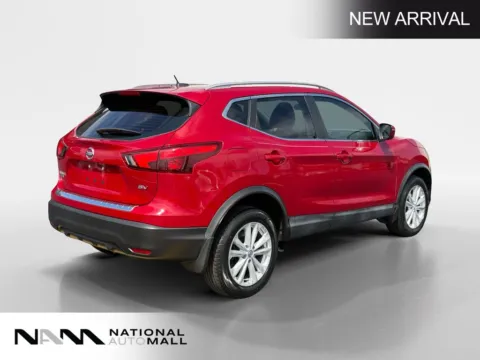 More photos of 2018 Nissan Rogue Sport SV at National Auto Mall, FL